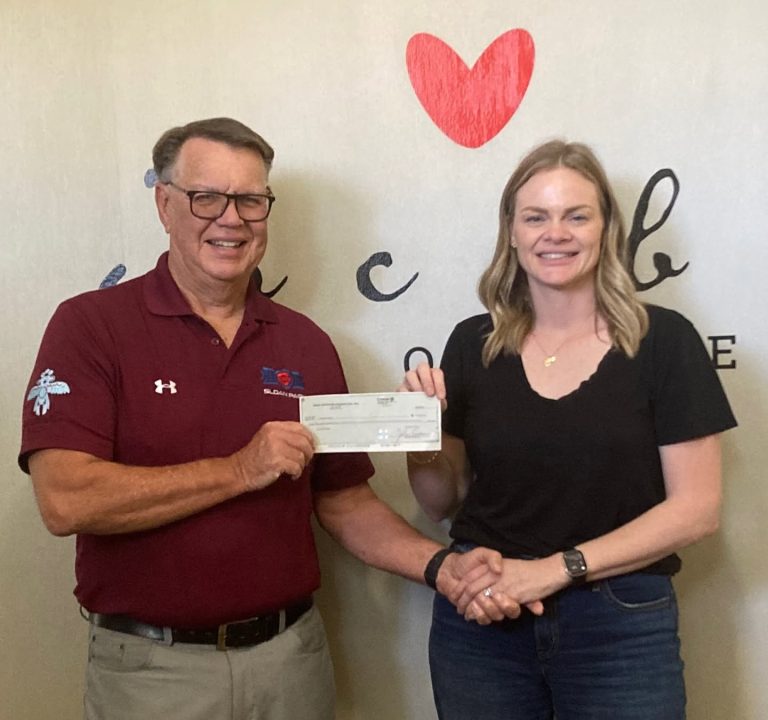 Jacob’s Hope Mesa HoHoKam Steve Adams presented a 50/50 Raffle Grant to Jacob’s Hope Associate Director Lyndsey Steele. The funds support care for substance-exposed newborns and prenatal support for mothers.